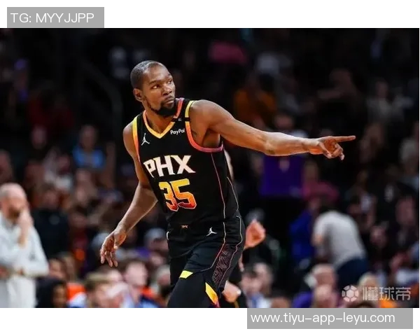 杜兰特遭遇包夹分球失误火箭评论宁愿他单打也不想看这样的传球