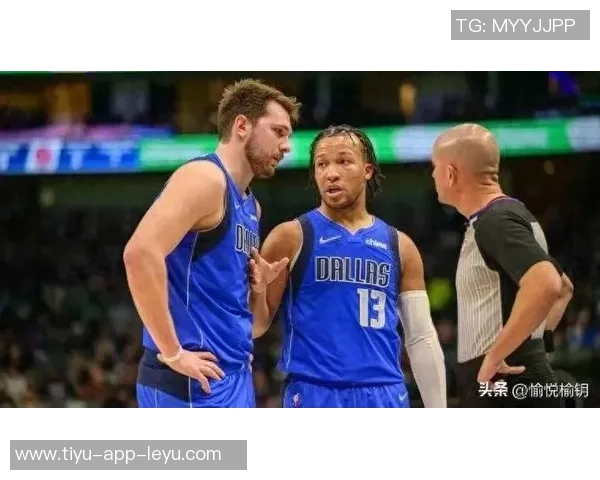 湖人需留住布伦森以免重演悲剧里夫斯已展现与东契奇的完美搭档潜力 湖人需留住布伦森以免重演悲剧里夫斯已展现与东契奇的完美搭档潜力